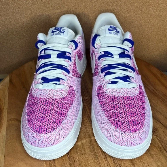 Nike
Air force 1
'woven together'
NWOT - Picture 5 of 12